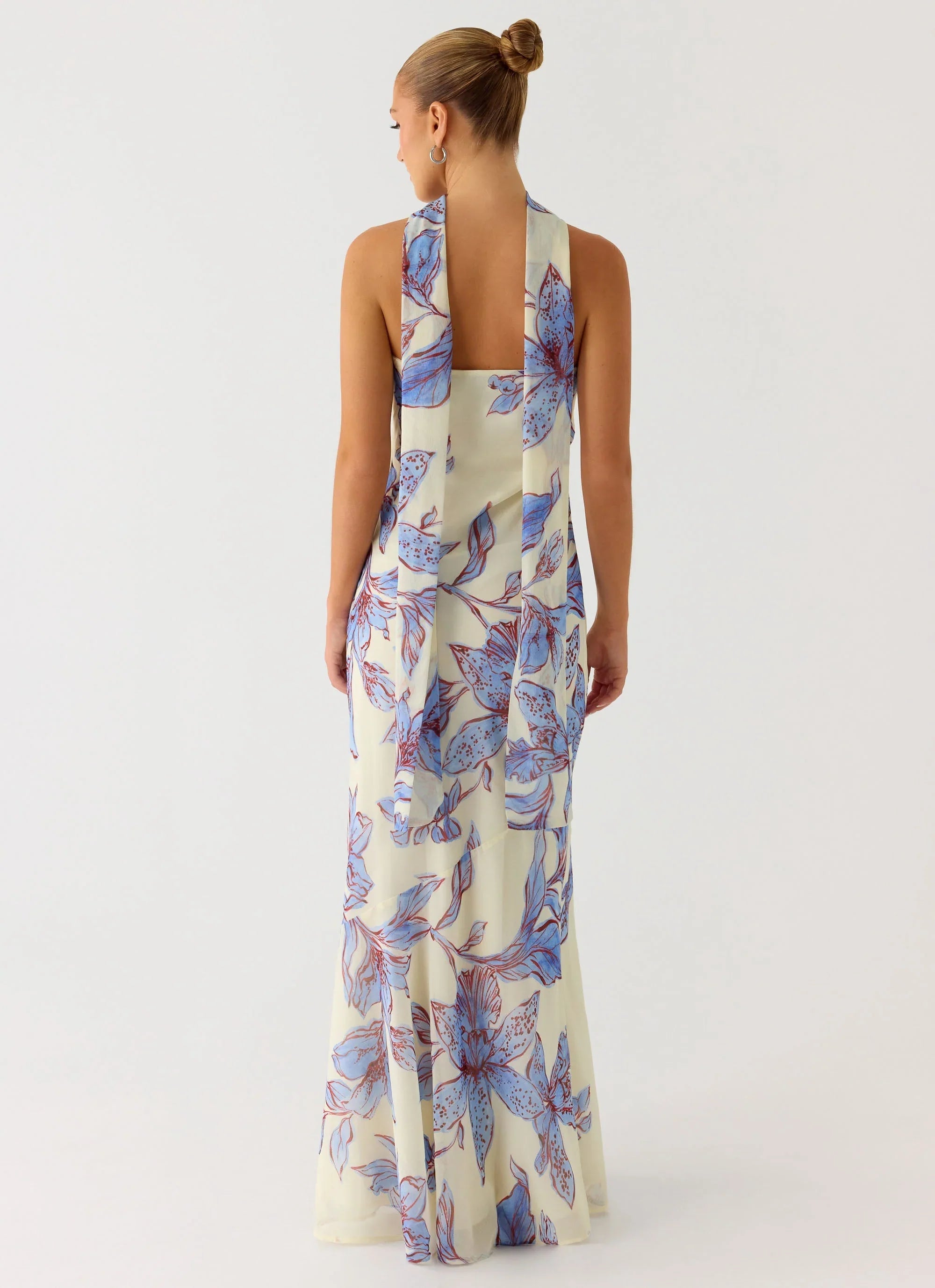 Under The Pagoda Maxi Dress - Violet Blossom